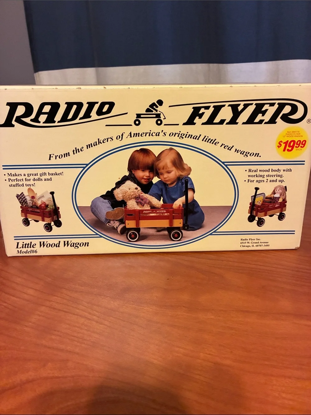 Radio Flyer Little Wood Wagon - Classic Red
